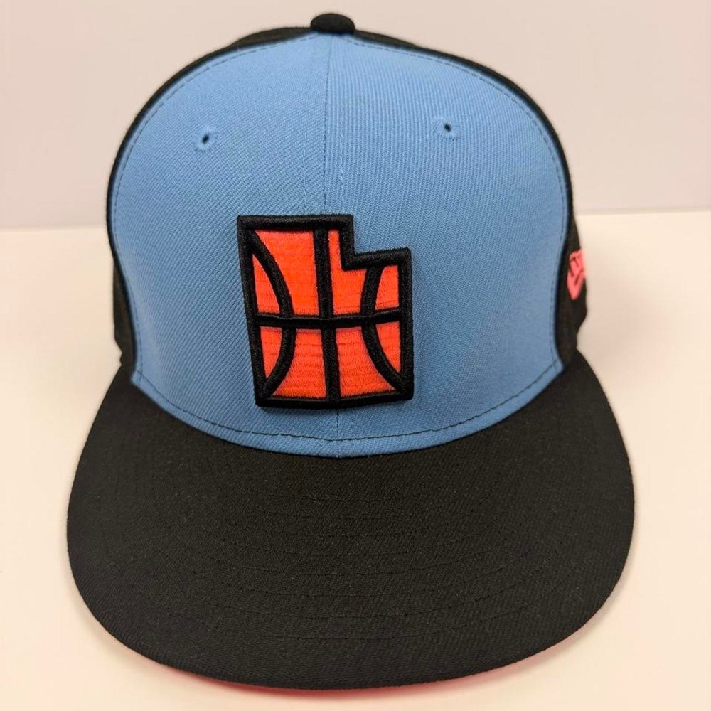 New Era 59FIFTY Utah Jazz NBA Fitted Hat Size 7 1/8 Blue Black Cap